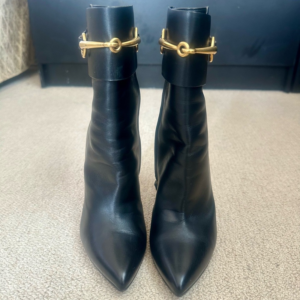 Gucci Ursula Horsebit leather ankle boots